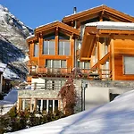 Alpenlodge Hotel 3*