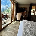 Alpenlodge Hotel