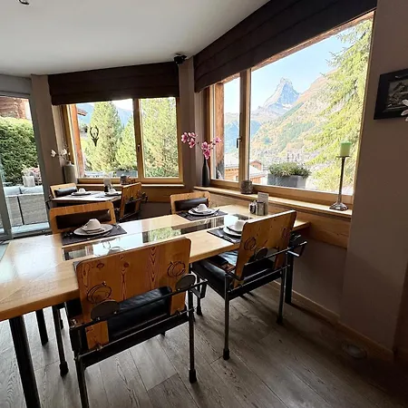 Otel Alpenlodge 3*