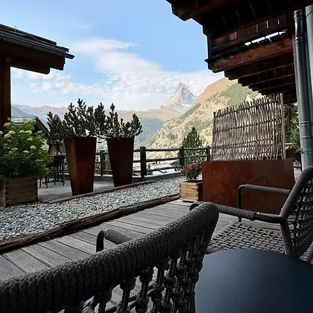 Alpenlodge 3* زيرمات