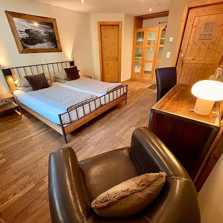 Alpenlodge Otel