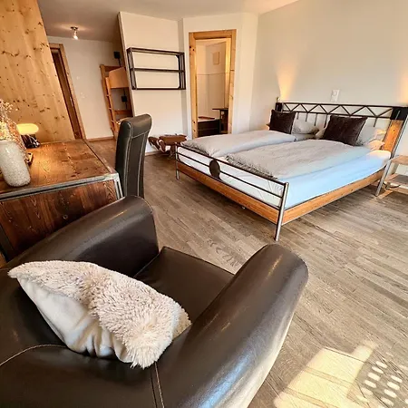 Alpenlodge Готель