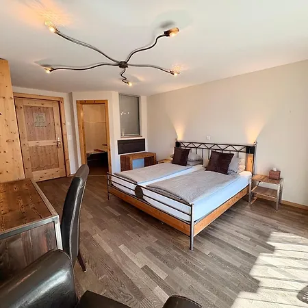 Готель Alpenlodge Церматт