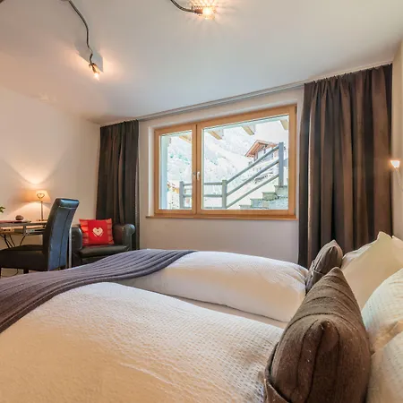 Alpenlodge 3* زيرمات