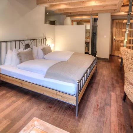 Alpenlodge زيرمات