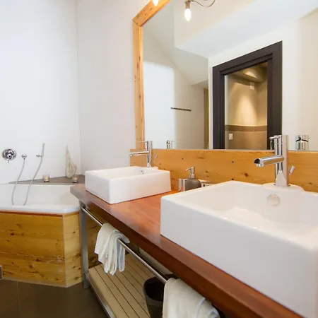 Otel Alpenlodge