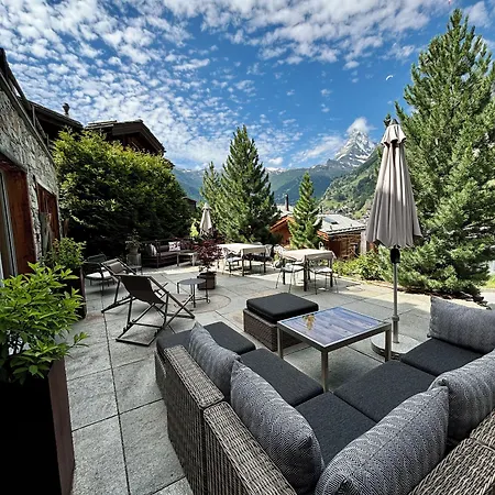 Alpenlodge Otel