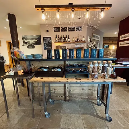 Alpenlodge 3* زيرمات