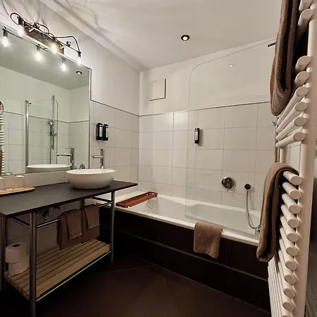 Otel Alpenlodge 3*