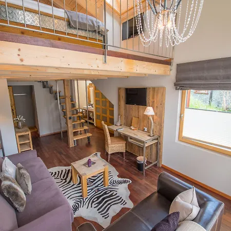 Alpenlodge Готель 3*