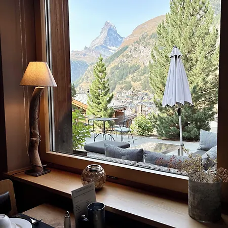 فندق Alpenlodge 3*