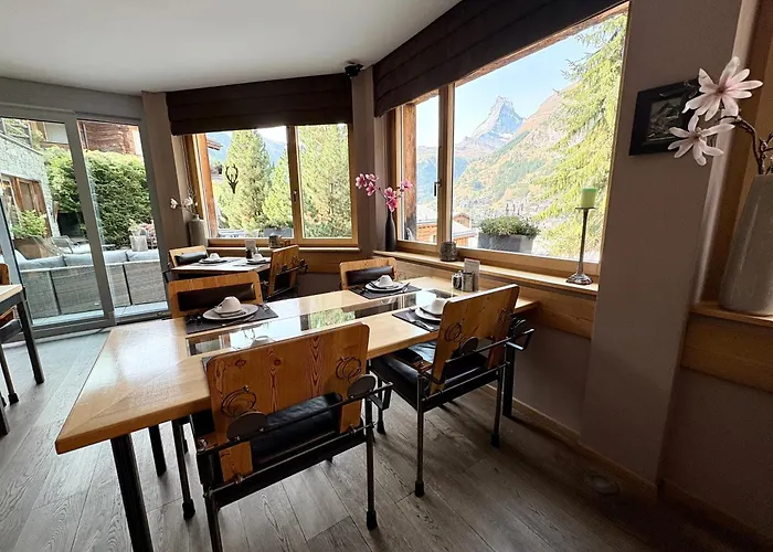 ホテル アルペンロッジ 3*