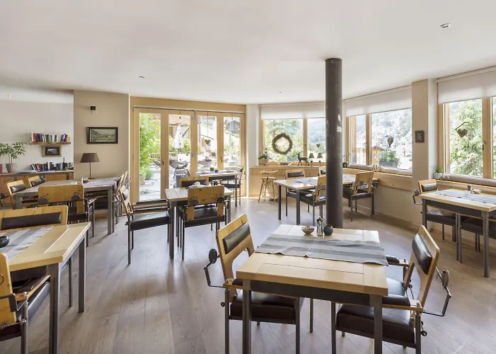 アルペンロッジ 3*