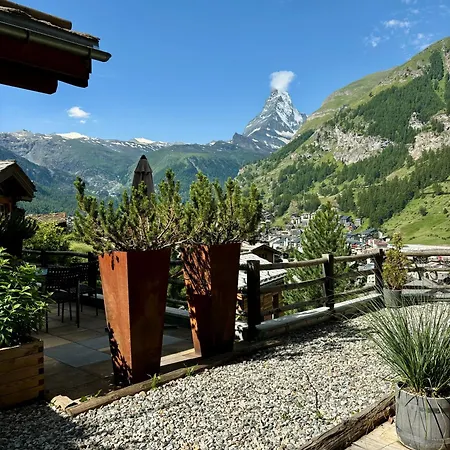 Alpenlodge Otel Zermatt