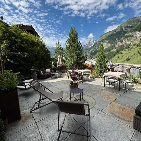Alpenlodge Otel 3*