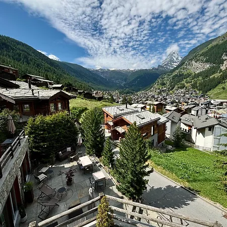 Otel Alpenlodge 3*