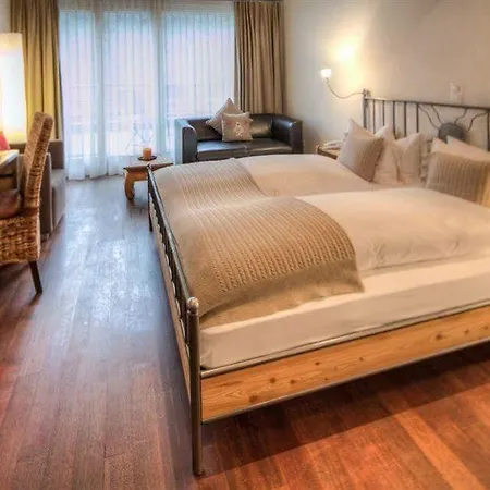 Alpenlodge Otel 3*