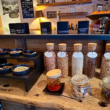 Готель Alpenlodge