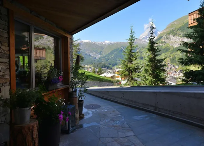 Готель Alpenlodge 3*